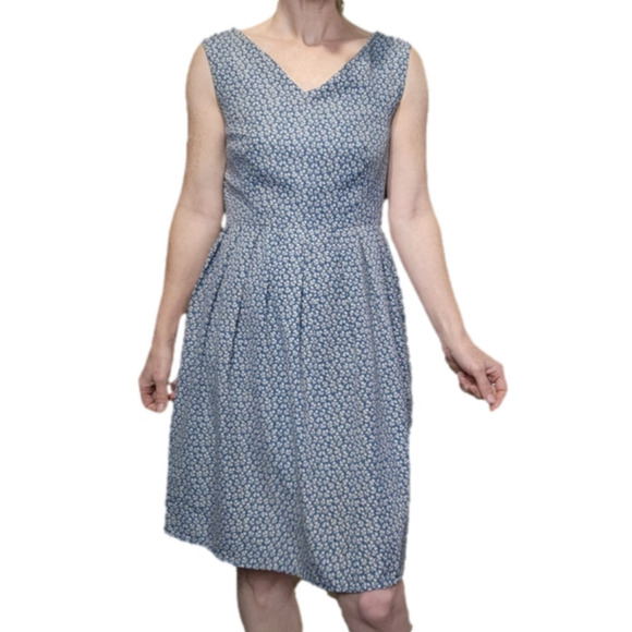 Floral Dress Sleeveless Blue, tan and cream colors Size S SM WARDROBE - Picture 5 of 16